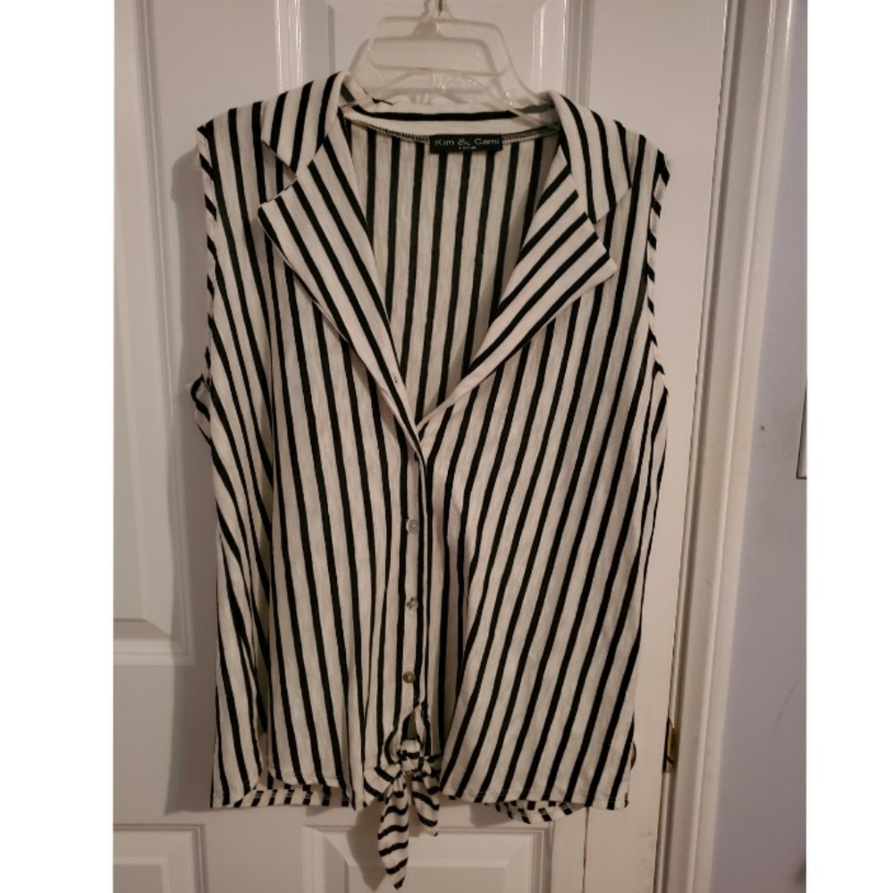 Striped Sleeveless Shirt